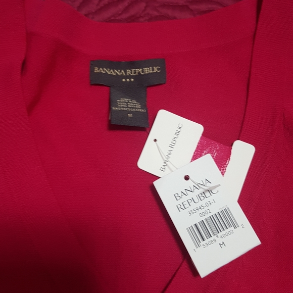 Banana Republic Raspberry tank and cardigan set - Picture 3 of 4